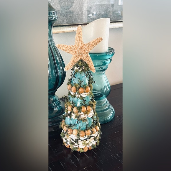 Aurora Quartz and seashell holiday tree - Picture 5 of 9